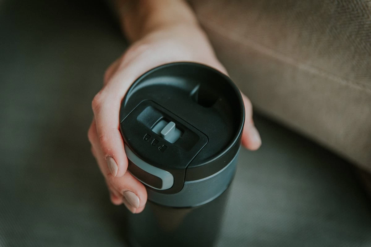 Kambukka Etna Thermosbeker 300 Ml - Makkelijk Reinigen - Lekvrije Koffiebeker - Pitch Black - Afbeelding 11